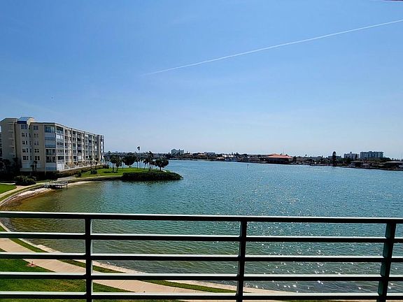 3rd image of 7912 Sailboat Key Blvd S APT 306