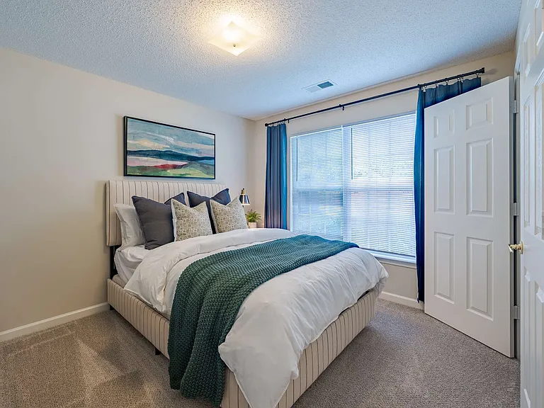 Legacy at Berkeley Place — Photo 11
