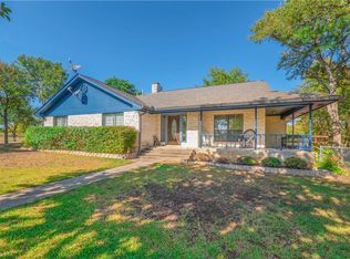 424 Monkey Rd, Elgin, TX 78621