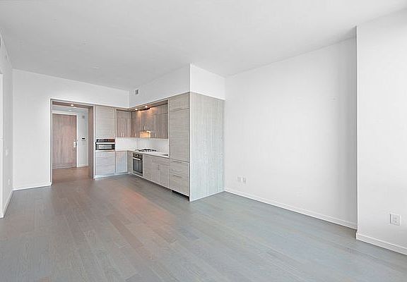 5th image of 1 City Poin APT 53B
