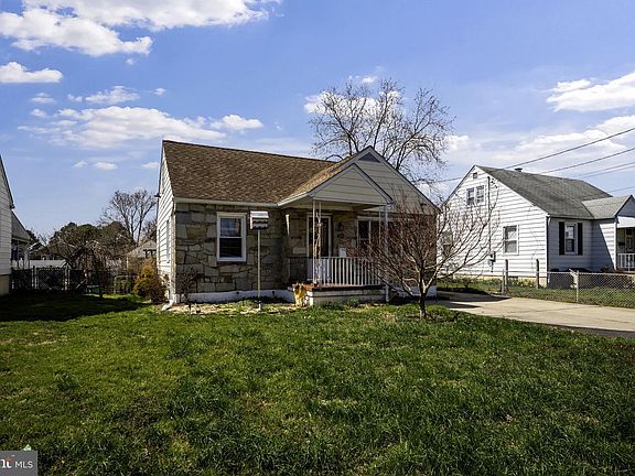 5th image of 320 S Taylor Ave