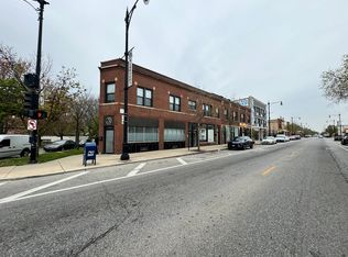 4200 Eight N Milwaukee Avenue 4948 Shr #4202/4204, Chicago, IL 60641