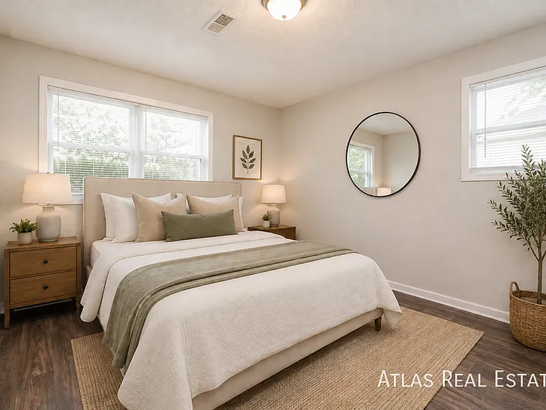Lexington Heights — Photo 5