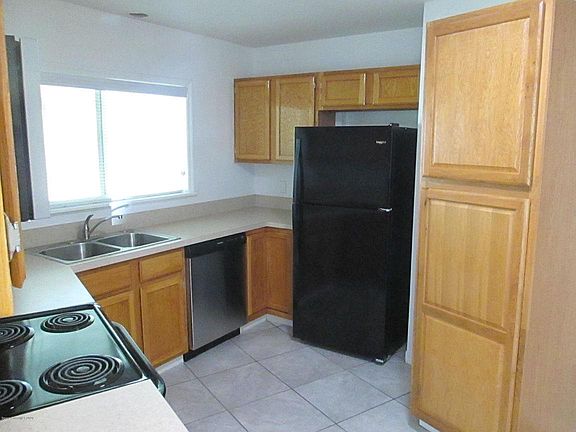 2nd image of 1197 Walden Blvd SE