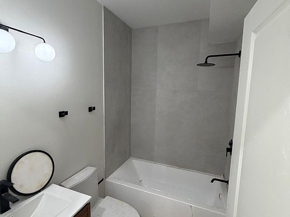 3rd image of 67 Lincoln Park #B