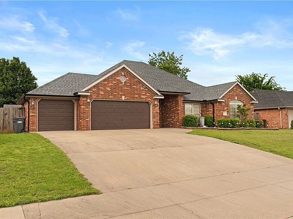 2nd image of 2034 Willow Ridge Ave