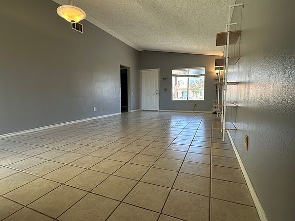 5th image of 3078 Mohawk Rd