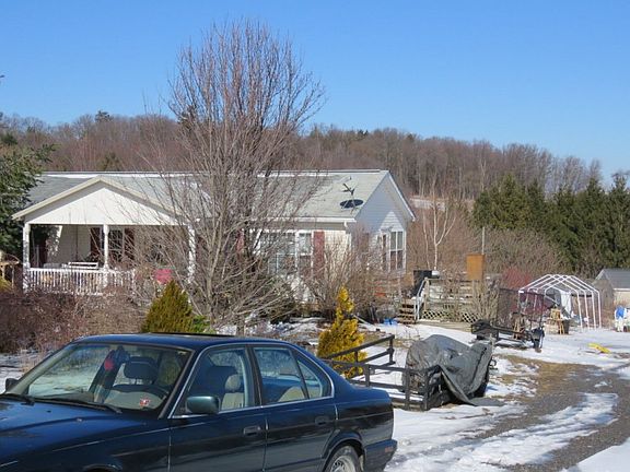 3rd image of 155 Green Valley Dr