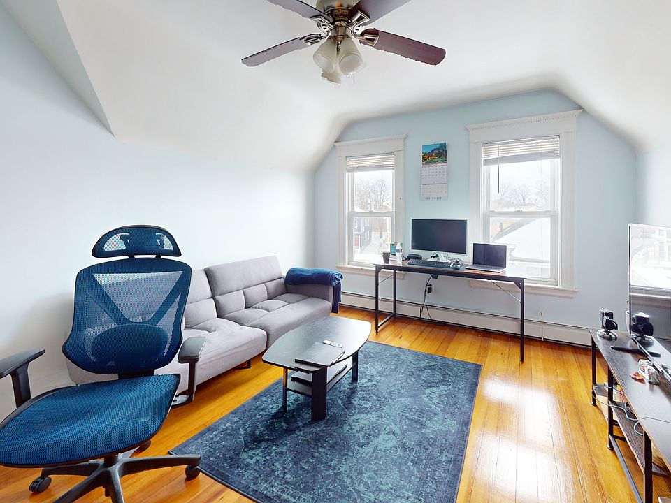 1st image of 15 Stanley Ave #2