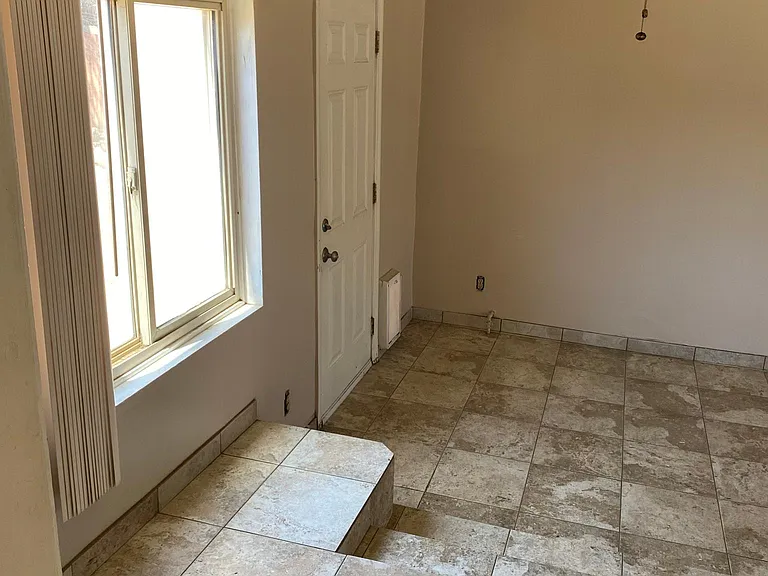 5631 Sprague Ave — Photo 6