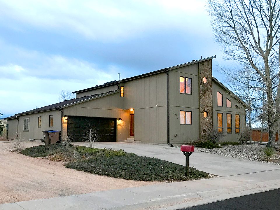1757 Apache Dr
