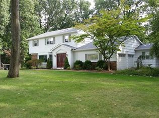 597 Colonial Rd, River Vale, NJ 07675
