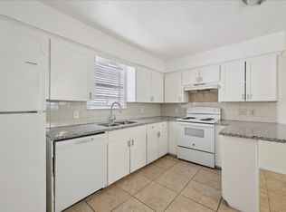 303 Hardy Ave, Nederland, TX 77627