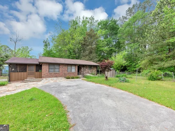 9186 Puckett St SW, Covington, GA 30014