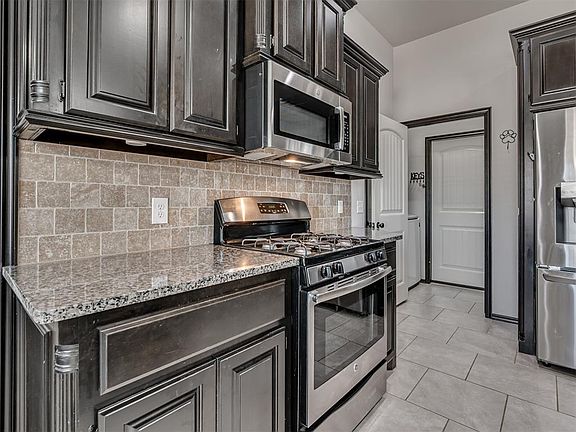 5th image of 8701 SW 36th Ter