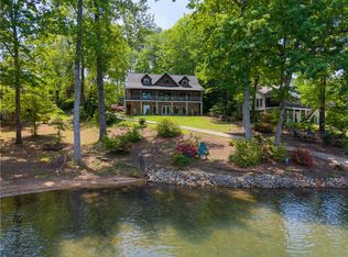 295 Sugarhill Rd, Seneca, SC 29672