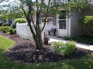 4420 Greystone Village Dr, Columbus, OH 43228