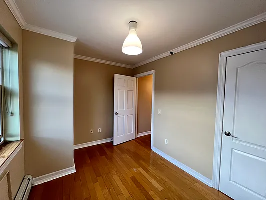 Rented by Nest Seekers International | media 17
