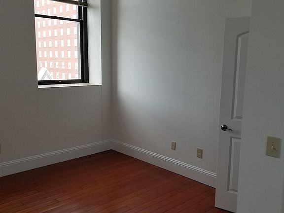 5th image of 112 Union St #5C