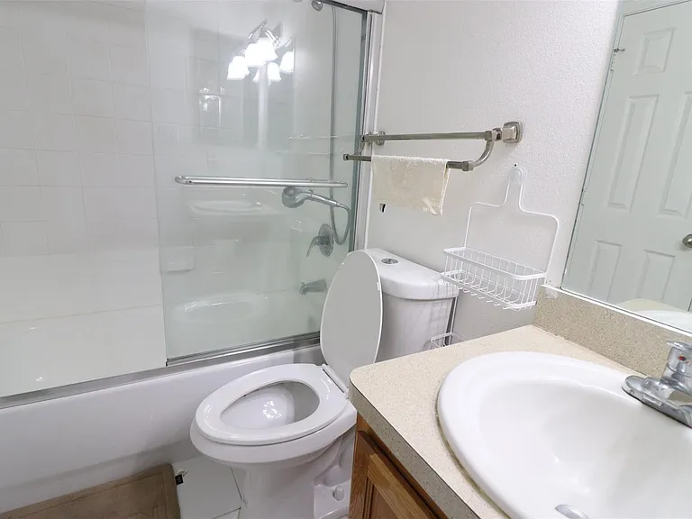 9817 Walnut St #103 — Photo 6