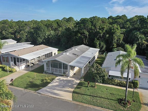 3rd image of 228 Kiwi Dr