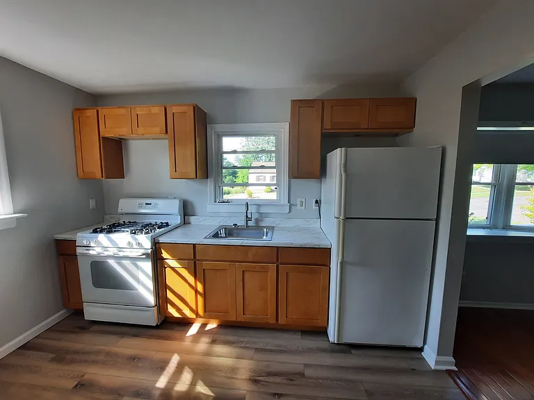 68 7th St #68 — Photo 4