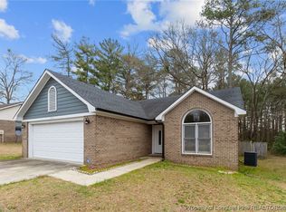 2811 Rosemeade Dr, Fayetteville, NC 28306