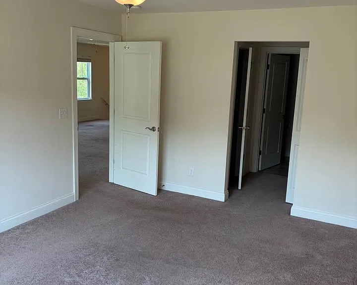 123 Foxden Dr #204 — Photo 12