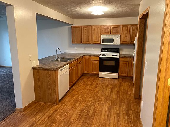 2nd image of 7250-7254 Dorchester Ct