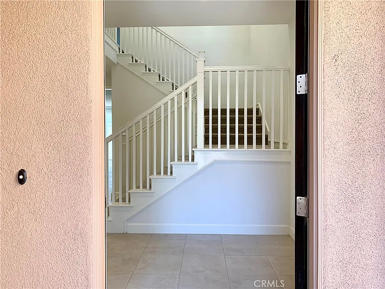 107 Yuba — Photo 3