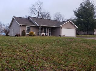 212 E 1st St, Lynnville, IN 47619
