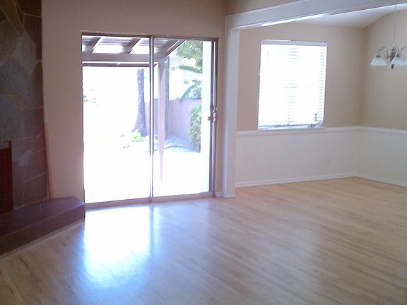3rd image of 12767 Cohasset St