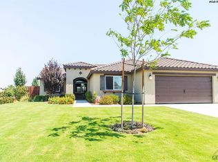6904 Cattail Creek Way, Bakersfield, CA 93311