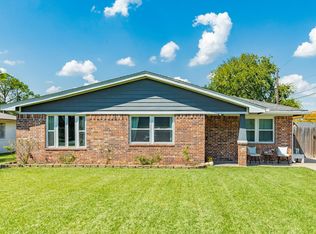 5206 6th St, Danbury, TX 77534