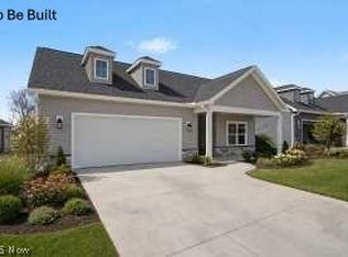 4304 Evergreen Ct, North Canton, OH 44720