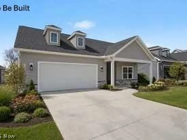 4304 Evergreen Ct, North Canton, OH 44720