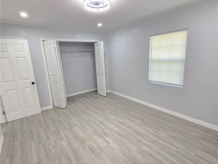 110 N Glenwood Ave — Photo 10