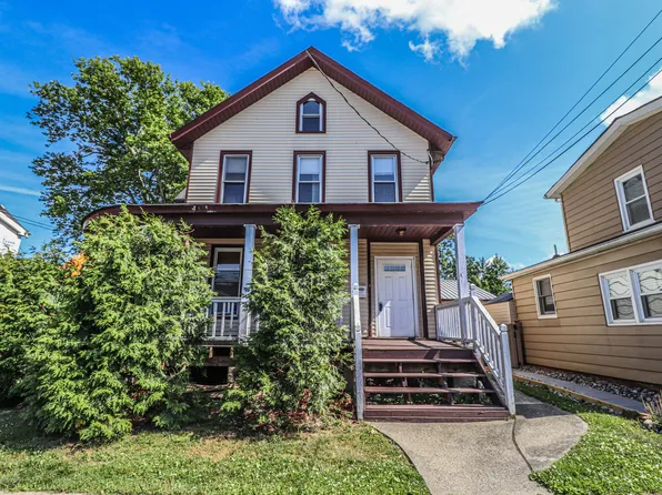 13 W 3rd St, Keyport, NJ 07735