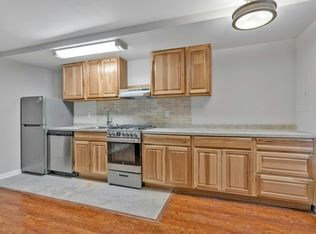 156 Undercliff Ave, Edgewater, NJ 07020