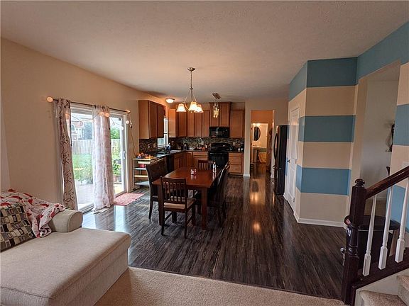 4th image of 3241 Autumn Ash Dr