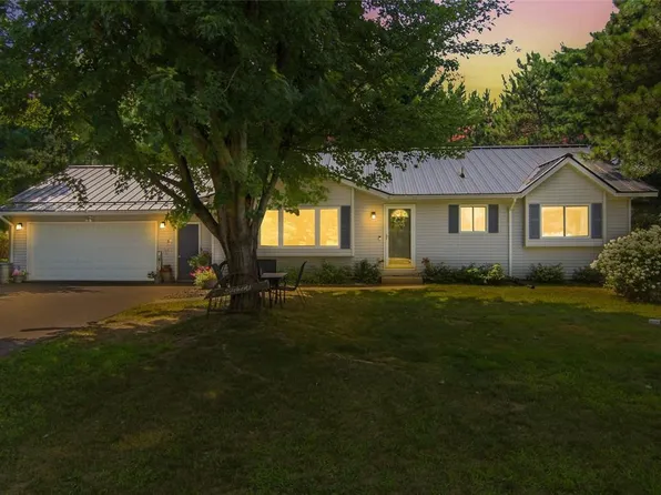 6903 Julius Drive, Eau Claire, WI 54701