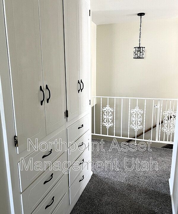 1374 W Marinwood Ave, Taylorsville, UT 84123 Zillow