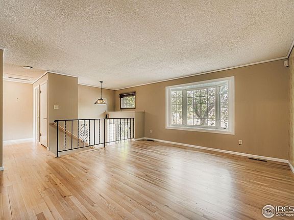 4th image of 1327 Brookfield Dr