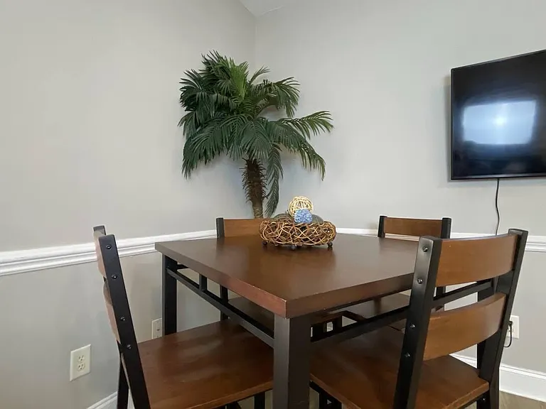 169 E Grande Ave #100 — Photo 10