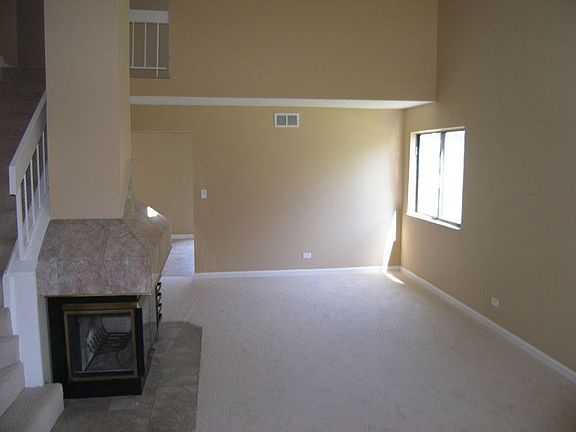 2nd image of 1644 E Rainbow Bay Ln