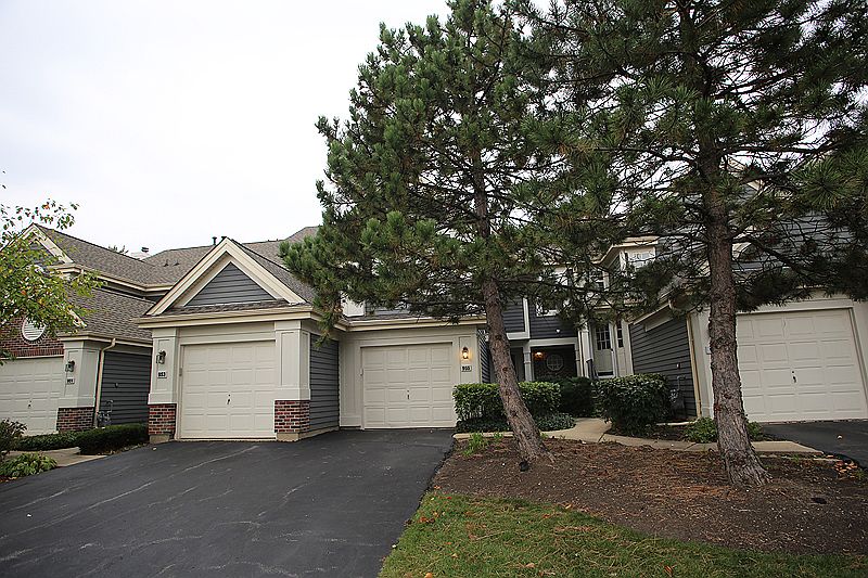 1st image of 955 Little Falls Ct