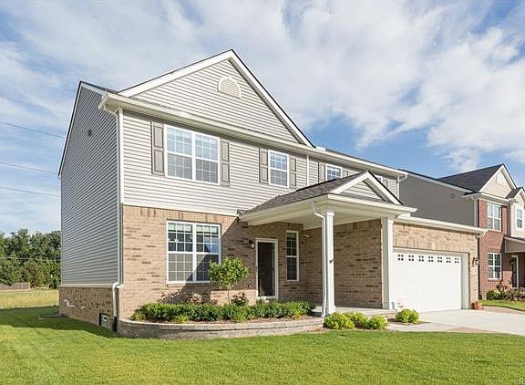 2nd image of 42330 Mandalay Ct