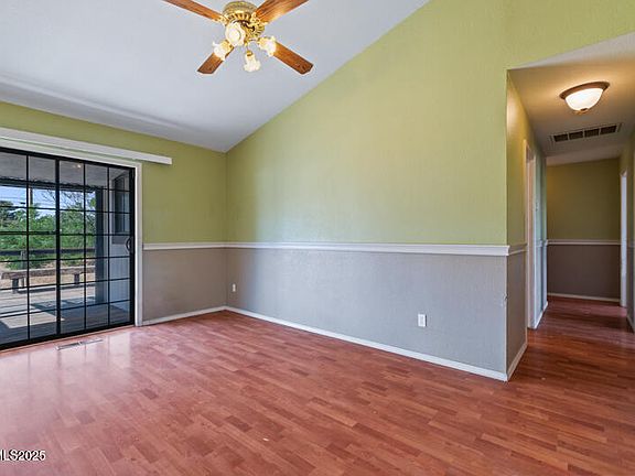 3rd image of 5605 Grasswood Dr