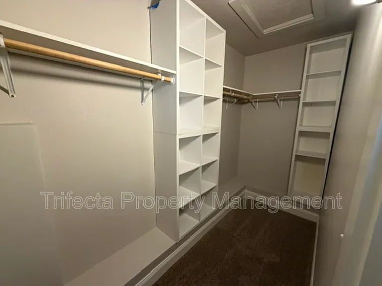 4501 Boardwalk Dr #P153 — Photo 13