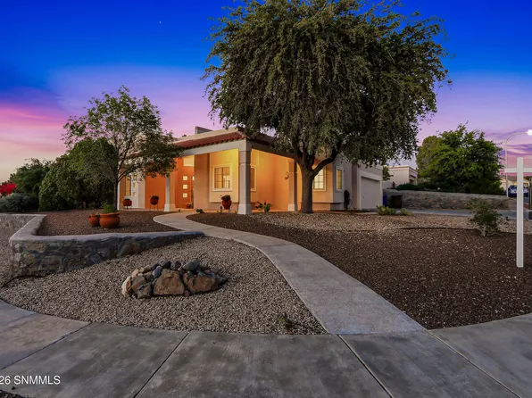 691 Canyon Point Rd, Las Cruces, NM 88011